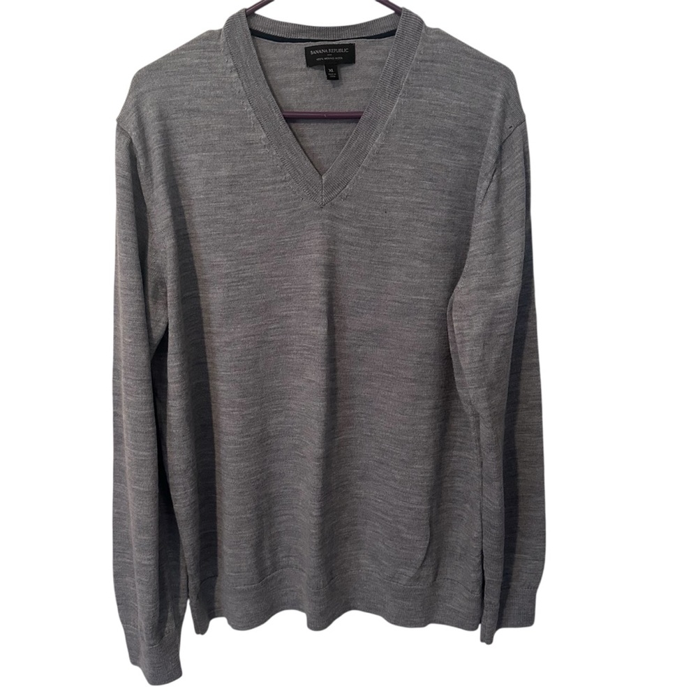 Banana Republic Italian Merino Wool V-Neck Sweater Men's XL Gray | Fine Gauge